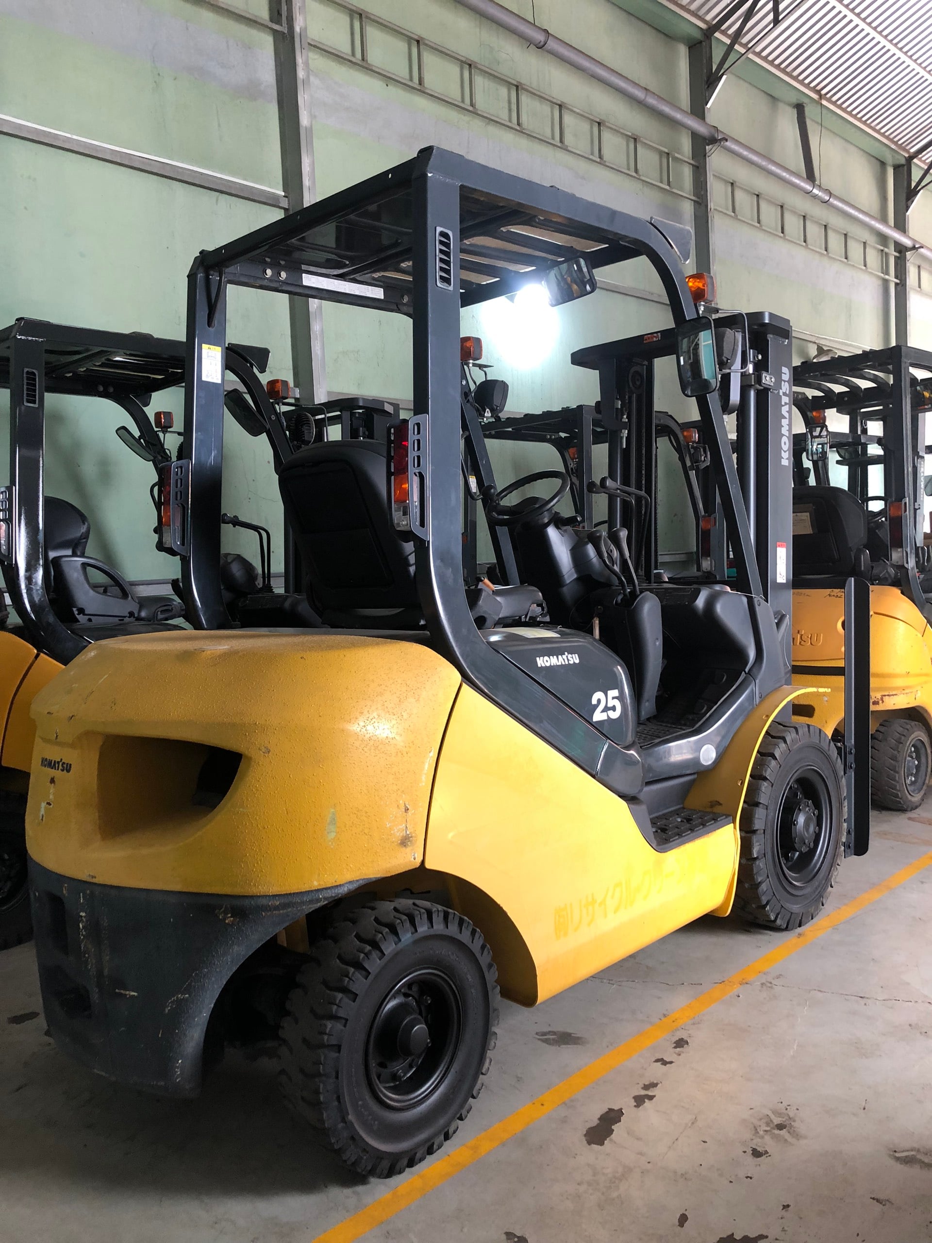 FD25C-17 Sx 2015 KOMATSU.jpg (868 KB)